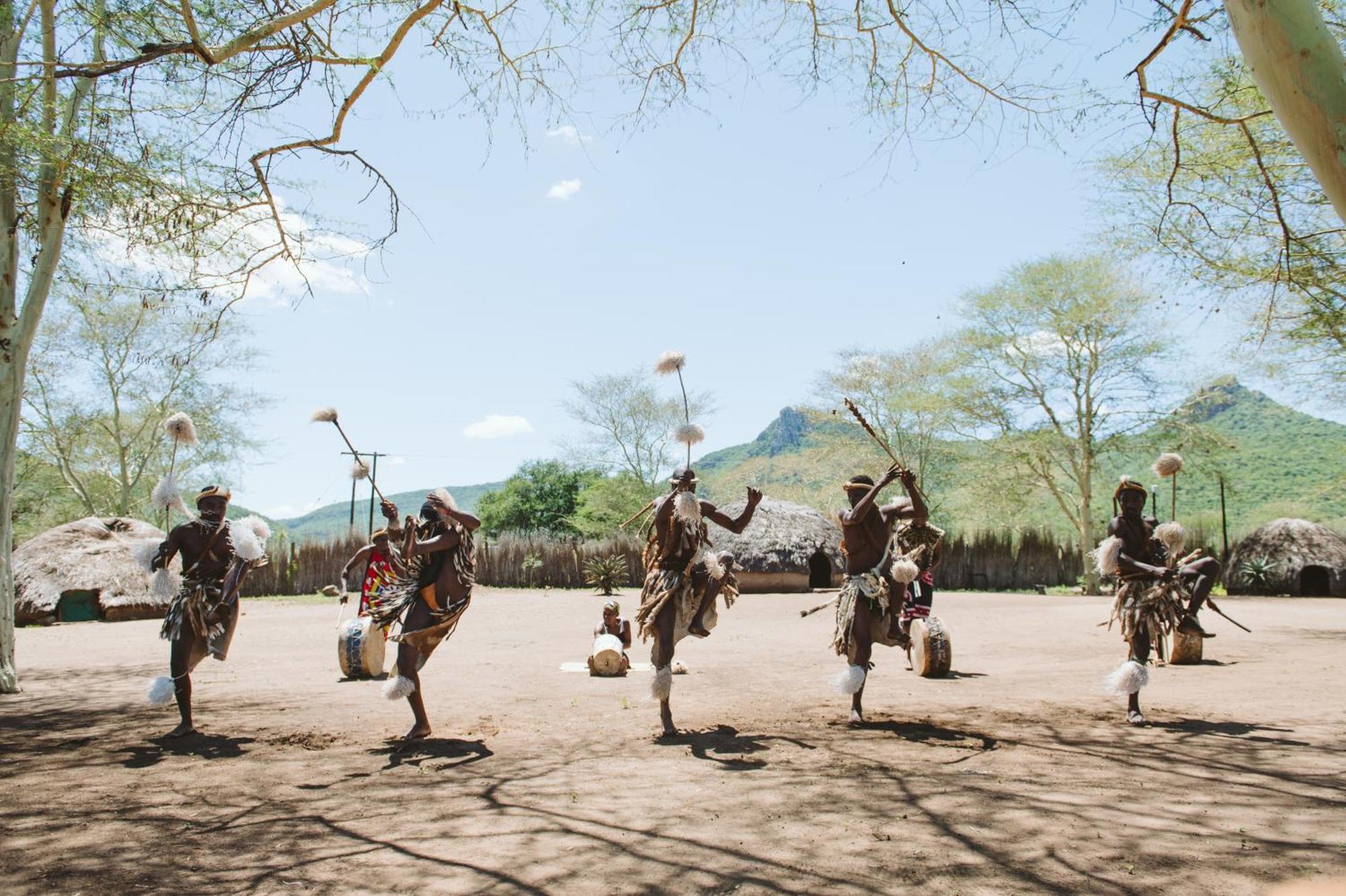 Biweda Nguni Lodge Mkuze Exterior photo